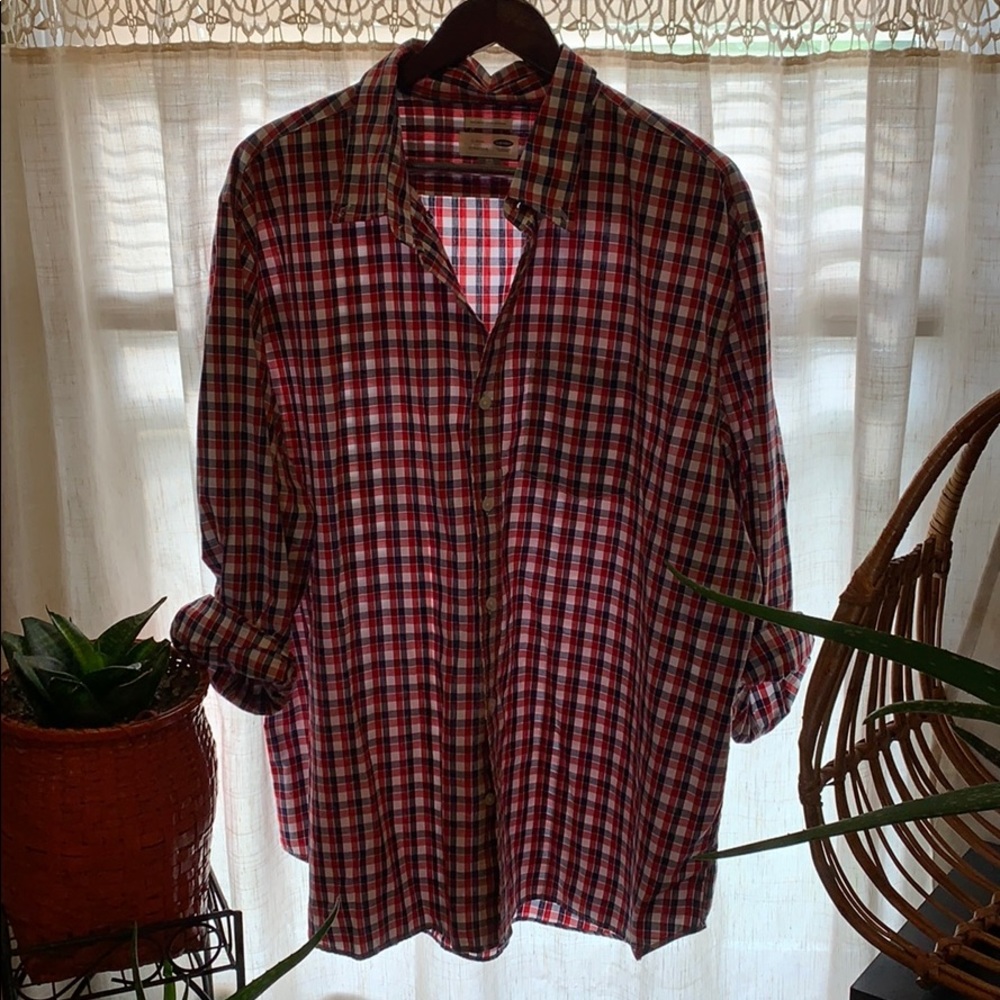 Old Navy button down! - Picture 3 of 5